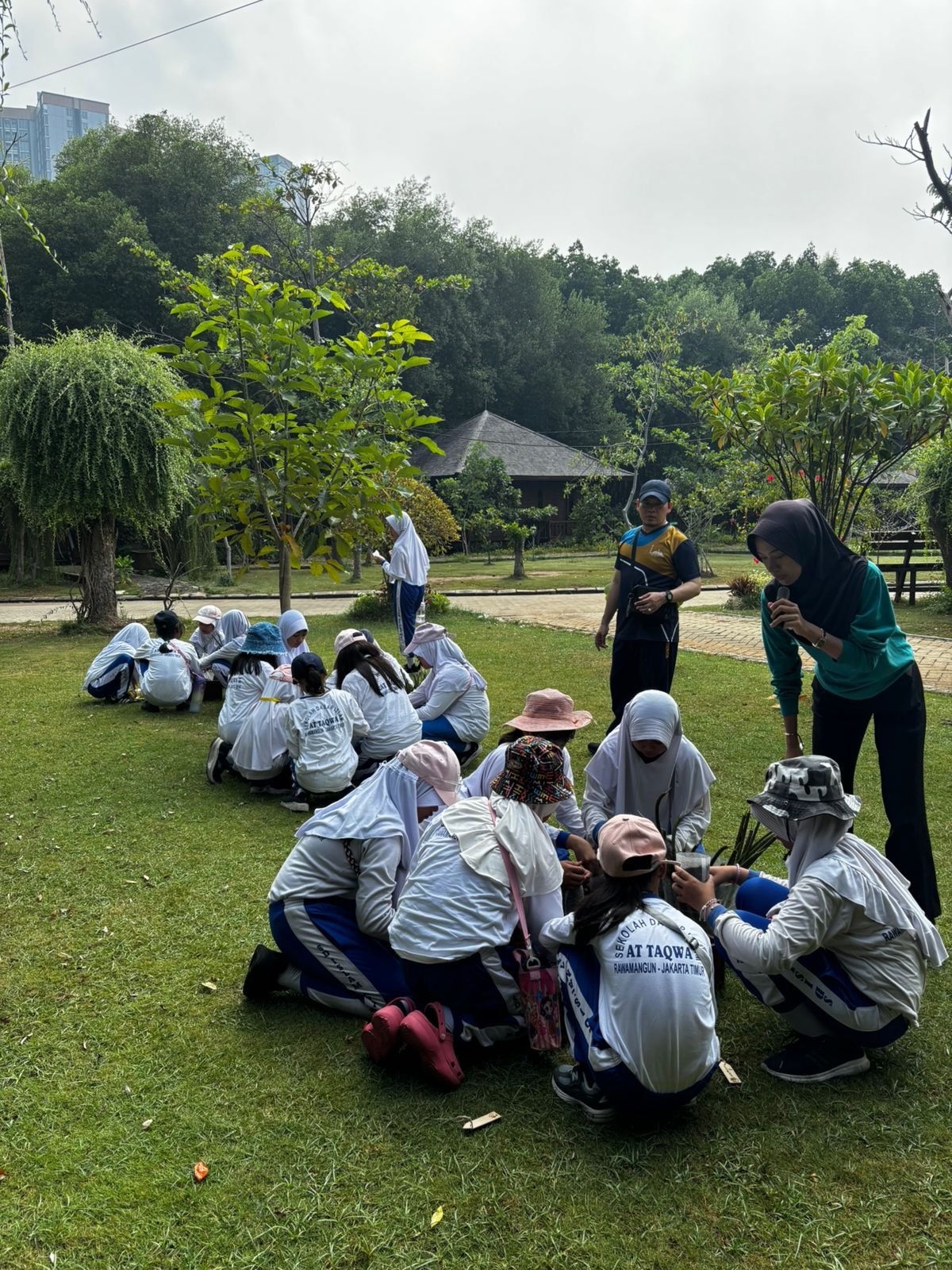 Gambar 1